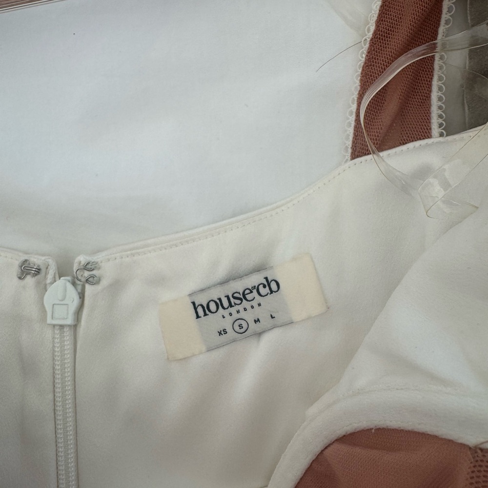 House of CB White Lace Chemise with Silky Finish - Picture 4 of 4